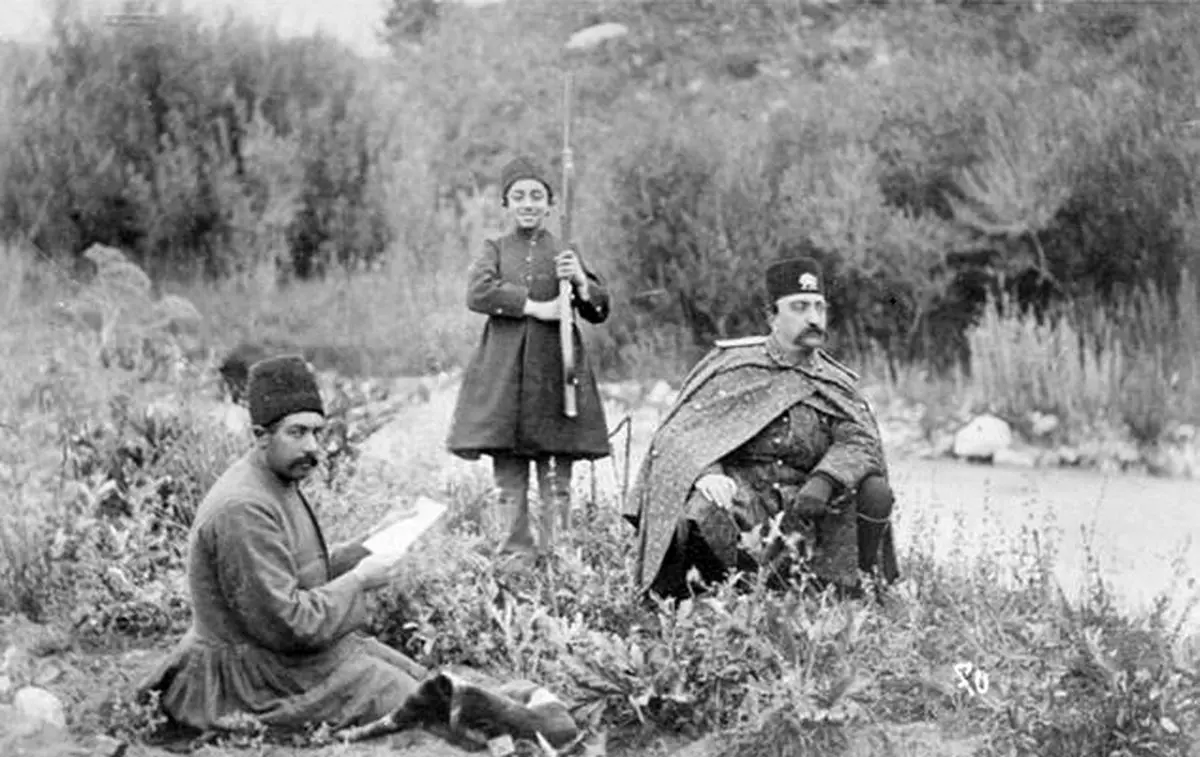 عکس‌های تاریخی از کاروان ناصرالدین شاه در جادۀ شمال