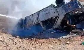 زنده زنده سوختن راننده خودرو 17 ساله در آتش/ ویدئو