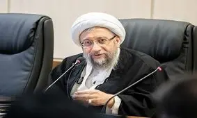 آملی‌لاریجانی: ترامپ درباره ایران هذیان می‌گوید
