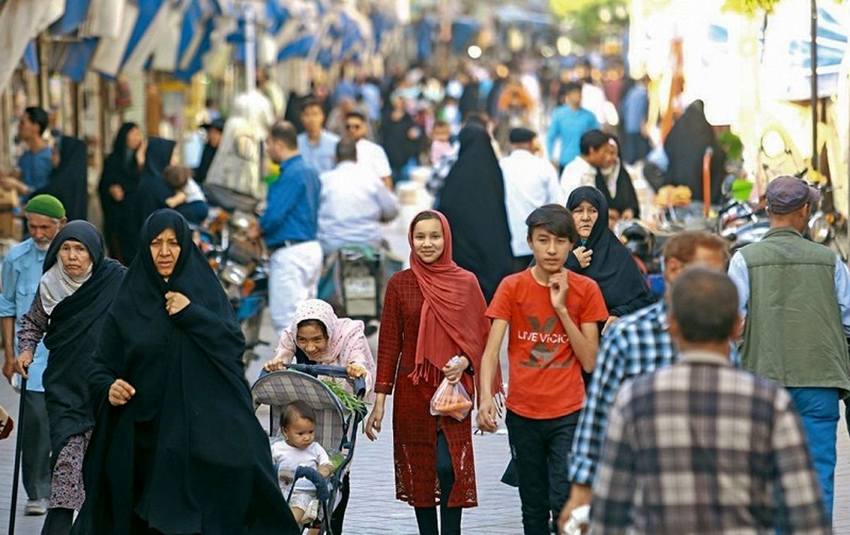 گزارش میدانی از زندگی افغان‌ها در تهران؛ از دروازه غار تا کوچه های برلن
