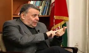 انتقاد محمد صدر از عراقچی: وزیر خارجه، نظامی که نیست؛ باید دیپلماتیک صحبت کند 