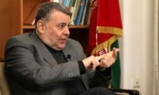 انتقاد محمد صدر از عراقچی: وزیر خارجه، نظامی که نیست؛ باید دیپلماتیک صحبت کند 