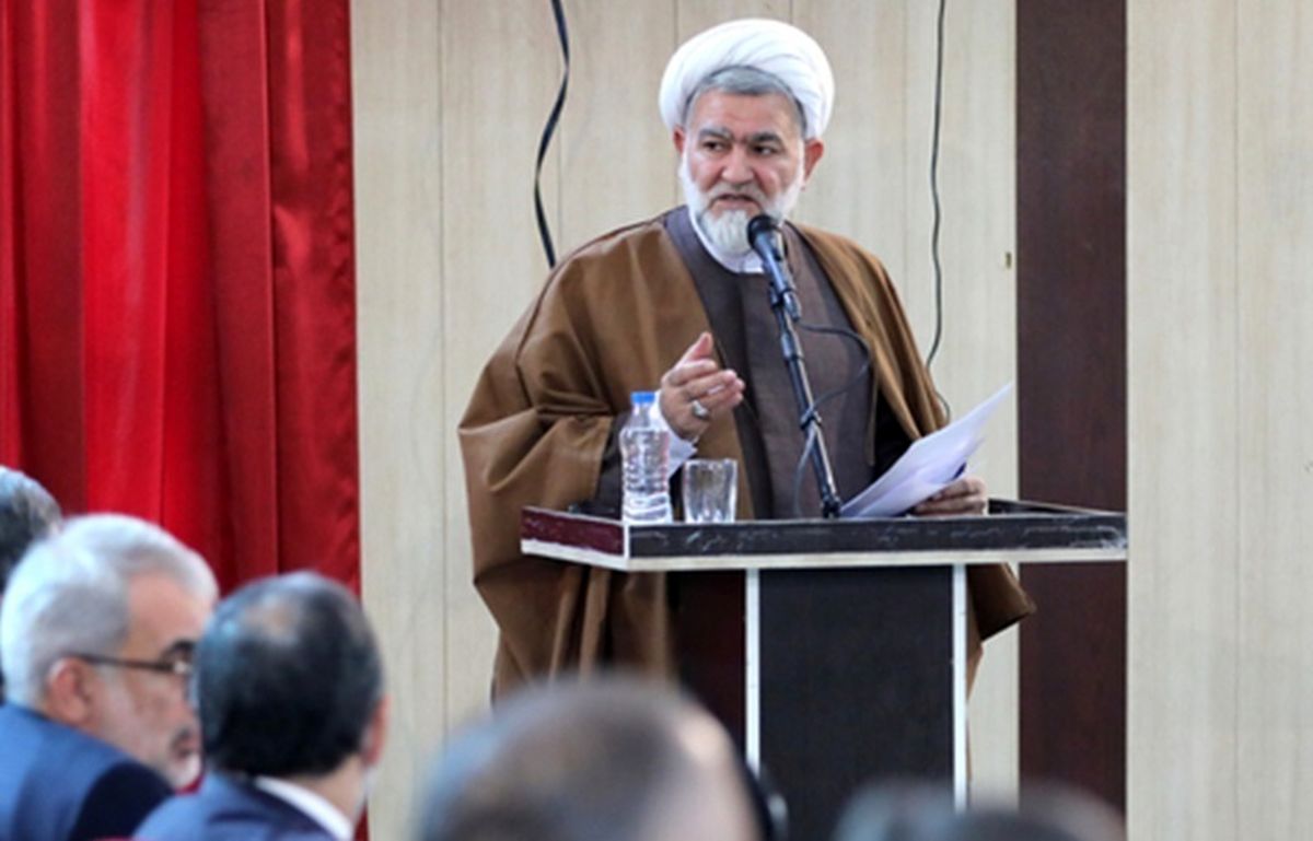 ۴۵ سال نمازگزار تربیت کردهایم، جوانان ما متدین و انقلابی هستند/ شورای نگهبان به لایحه حجاب ۴ ایراد گرفته است/ ۲۰۰ متر بنا برای نمازخانه که اشکالی ندارد