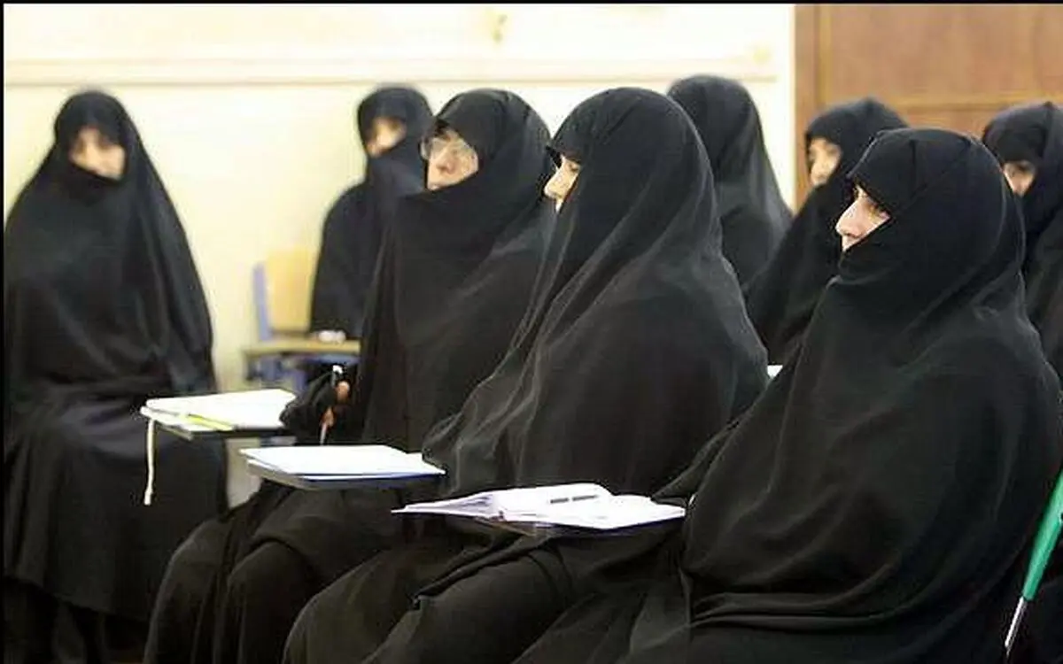 دعوت حوزه‌های علمیه خواهران برای اقدام فوری در مهار گرانی‌ها و تحقق اقتصاد مقاومتی

