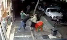 اوباش قداره کش تهران که پیرزن را کتک زدند