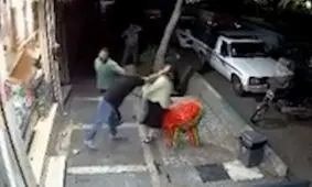 اوباش قداره کش تهران که پیرزن را کتک زدند