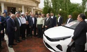 حضور پزشکیان در یک مراسم رونمایی عجیب؛ ماجرا چه بود؟/ عکس