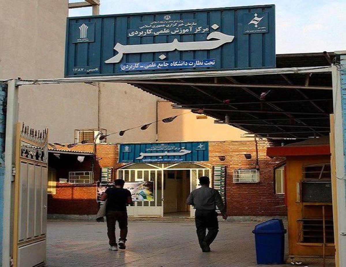 ضرورت احیای دانشکده خبر و پیشنهاد مدیرعامل خانه مطبوعات خوزستان
