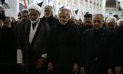 نماز ظهر عاشورا در تبریز با حضور رئیس جمهور پزشکیان/ ویدئو و تصاویر