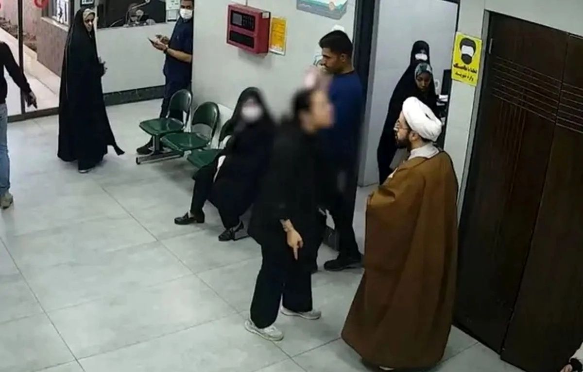 کیهان: زن هنجارشکن در درمانگاه قم، مجازات شد یا نشد؟