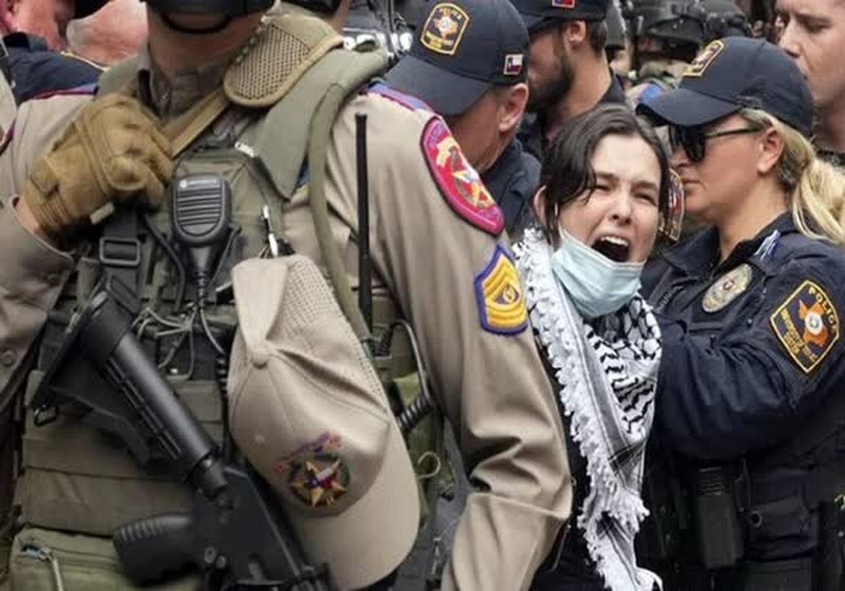 سی‌ان‌ان: 50 استاد دانشگاه و 2400 دانشجو در اعتراضات ضد اسرائیلی در آمریکا بازداشت شده‌اند