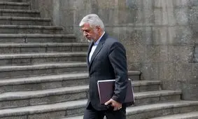 حمله روزنامه دولت به حمید سجادی، وزیر ورزشی که تازه کنار رفته است: تنها شاخصه اش داشتن عکس با شورت ورزشی بود/ عکس

