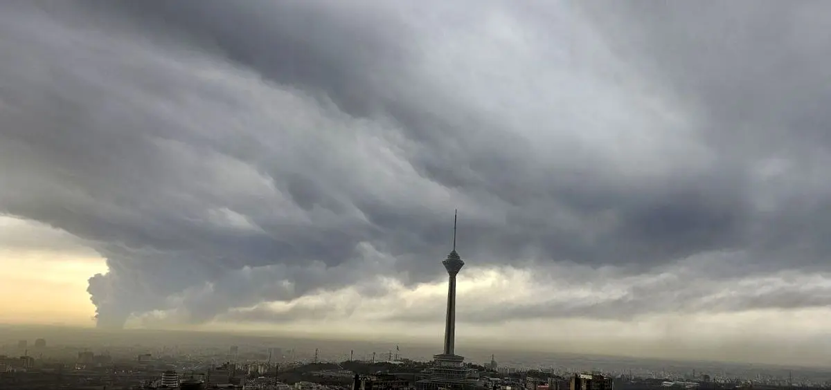  وضعیت آتش سوزی در انبار نفت شهران/ ویدئو

