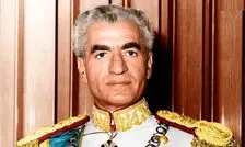 سفر در زمان؛ «محمدرضا پهلوی» در تیم فوتبال مدرسه لو رُزی در سوئیس؛ سال 1313/ عکس

