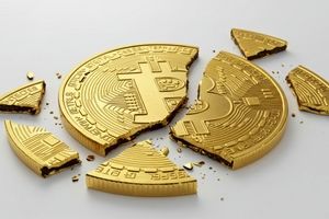 نوسانات شدید بیت‌کوین و هشدار تحلیل‌گران نسبت به اصلاح احتمالی قیمت