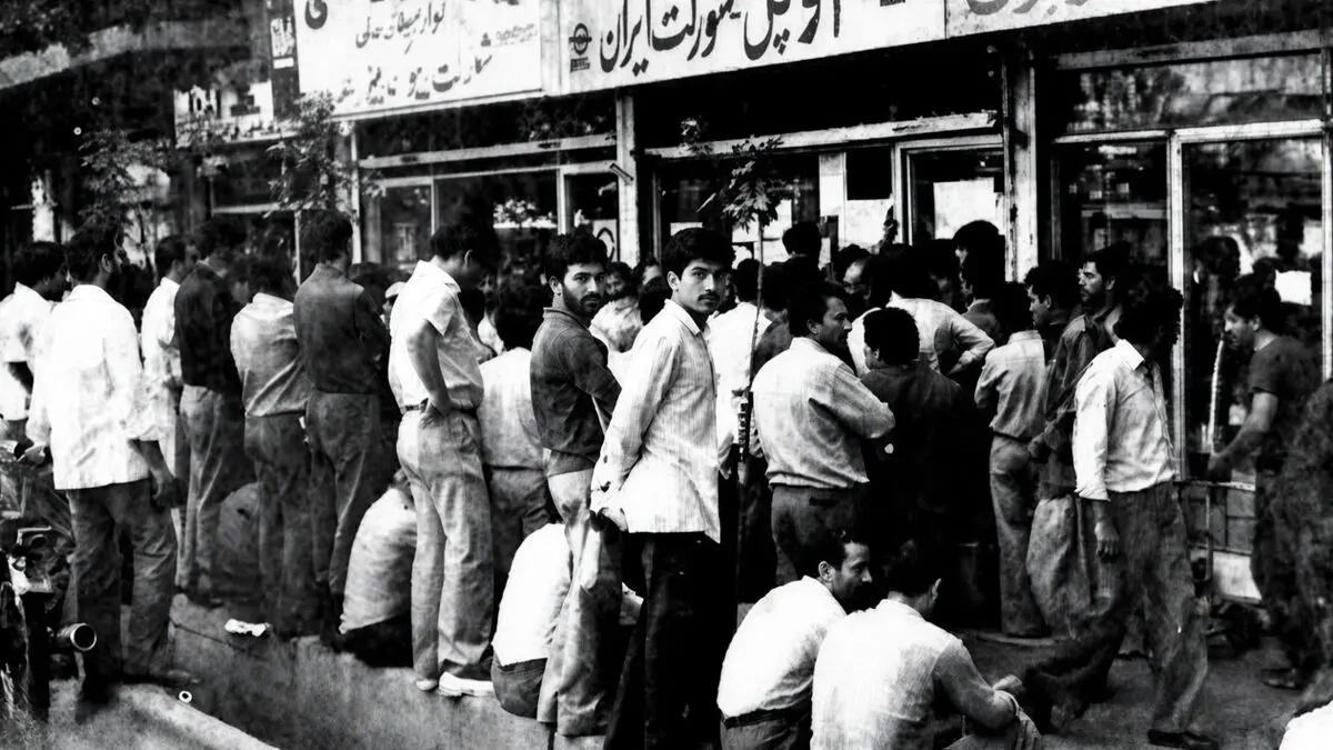 ریشه‌های یک کابوس کهنه؛ دلار ۵۰۰ تومان شد!! | عکس