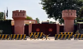 حمله تروریستی به مقر گارد فدرال در پیشاور