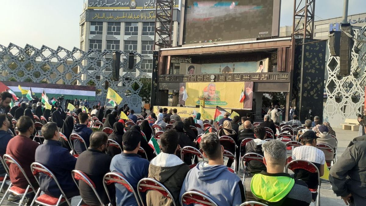 تجمع مردمی «بازگشت» در تهران همراه با پخش زنده سخنرانی سیدحسن نصرالله/ ویدئو