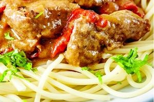 اسپاگتی با خوراک گوشت