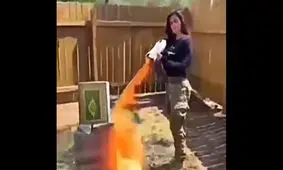 سوزاندن قرآن توسط نامزد انتخابات کنگره آمریکا/ والنتینا گومز: اسلام باید "یک بار برای همیشه" متوقف شود/ ویدئو