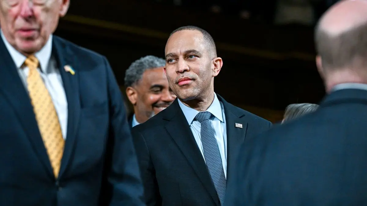 طرح دموکرات‌ها علیه جنگ ایران | طرح اختیارات نظامی ترامپ به کنگره می‌رود