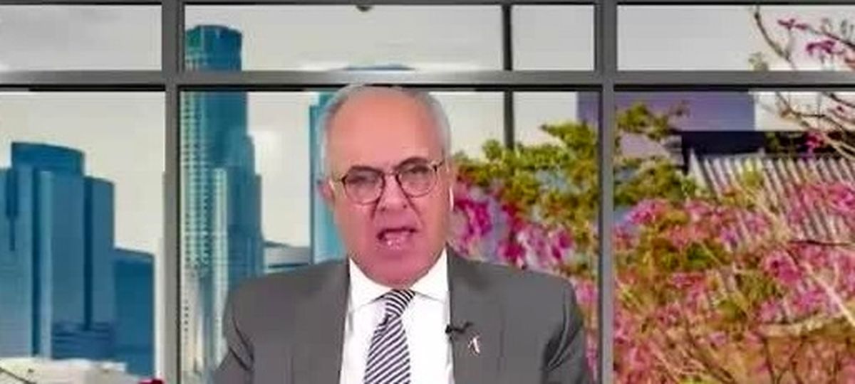 مجری شبکه سلطنتطلب: ایران مملکت سورپرایزهاست/ ویدئو
