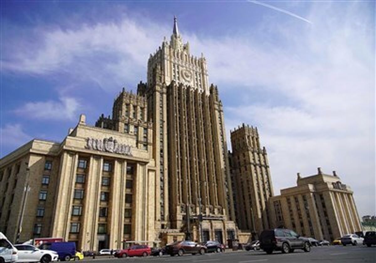روسیه: دیگر ملزم به رعایت عدم استقرار موشکهای کوتاهبرد و میانبرد نیستیم/ مدودف: دوران محدودیت موشکی تمام شد، منتظر اقدامات بعدی باشید