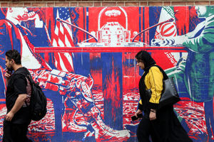 آیا احتمال جنگ علیه ایران کم شده است؟ | تهران در پیچ تاریخی | آیا توافق با آمریکا، مسیر امن‌تری است؟