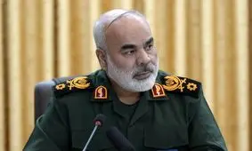 سردار کرمی: با دیدن تجهیزات پیشرفته دشمن نباید عقب بکشیم