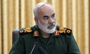 سردار کرمی: با دیدن تجهیزات پیشرفته دشمن نباید عقب بکشیم