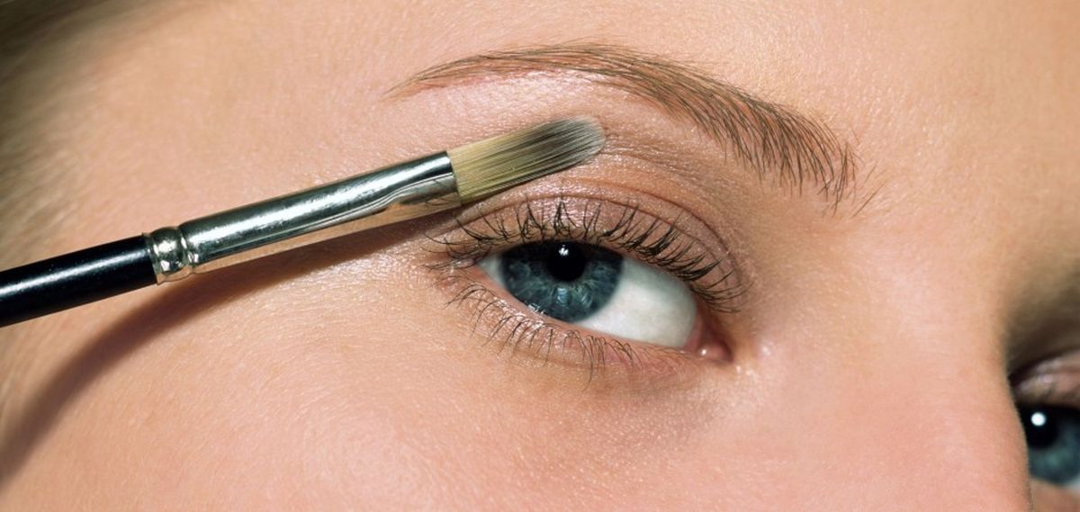 8 تکنیک برای درشت تر نشان دادن چشم ها به کمک آرایش