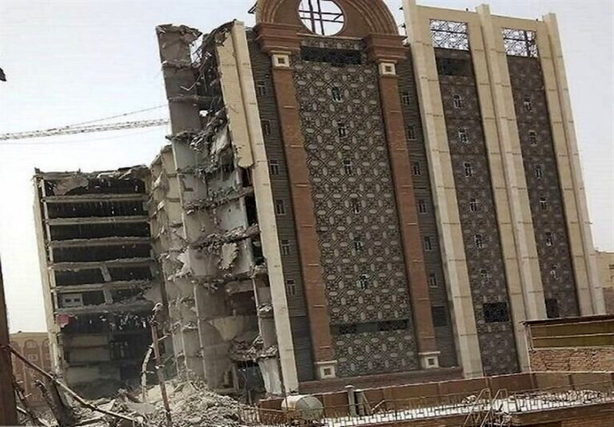 مگر دیواری فرو ریزد
