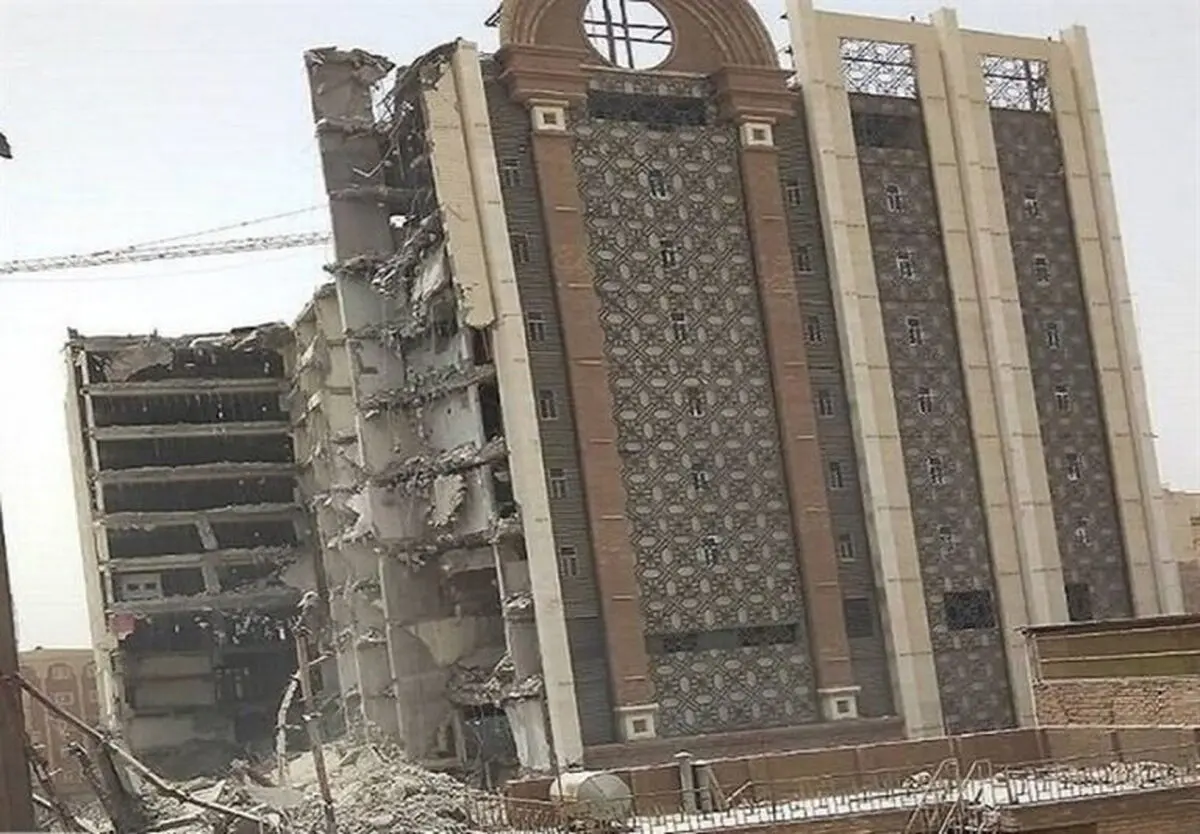 مگر دیواری فرو ریزد