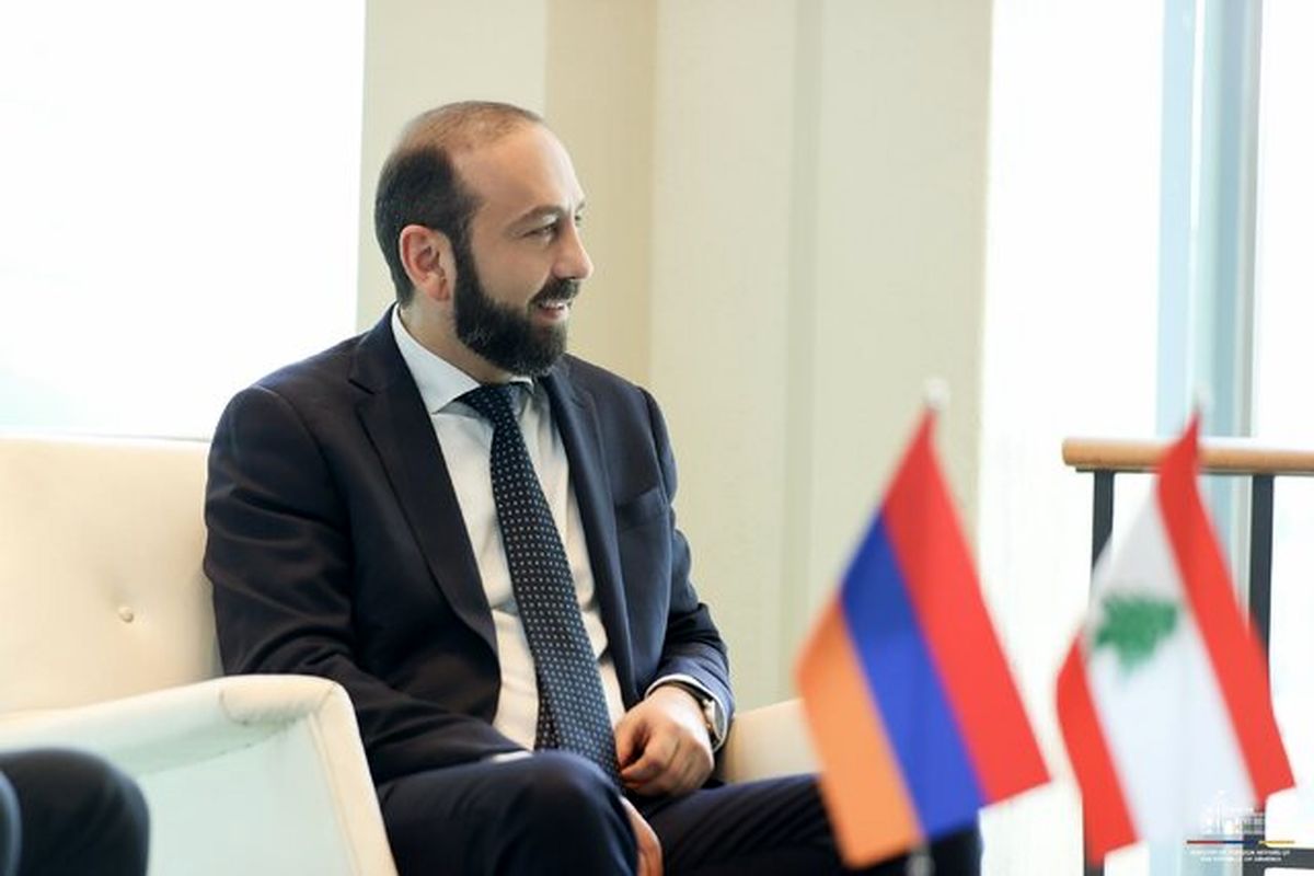 وزیر خارجه ارمنستان: آمادهایم توافق صلح با آذربایجان را امضا کنیم