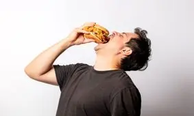 مضرات باورنکردنی تند غذا خوردن بر بدن