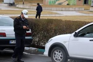 دوبله پارک کنید توقیف می‌شوید