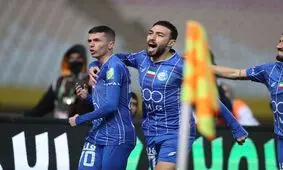 حریف استقلال به یزد رسید

