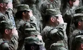 دولت ترامپ افراد تراجنسیتی را از ثبت نام در ارتش منع می‌کند

