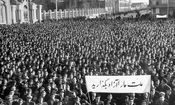 قیام ۳۰ تیر؛ کفن‌پوشانی که تاریخ را تغییر دادند / روزی که وحدت مردم کمر کودتا را شکست
