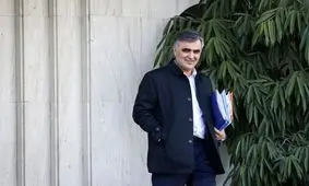 کارنامه فرزین: ۳ سال ۱۰۰ هزار تومان