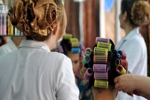  پایان کار آرایشگاه‌ های زنانه؛ ضربه طالبان به آزادی زنان افغانستانی/ ویدئو
