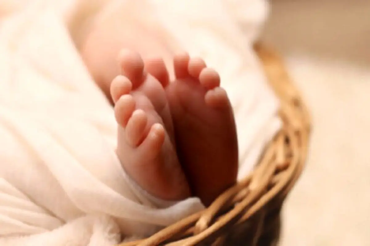 زن ۴۱ ساله روس پانزدهمین فرزندش را بدنیا آورد