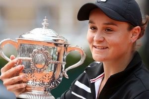 اعلام بازنشستگی بهترین تنیسور زن جهان در ۲۵ سالگی