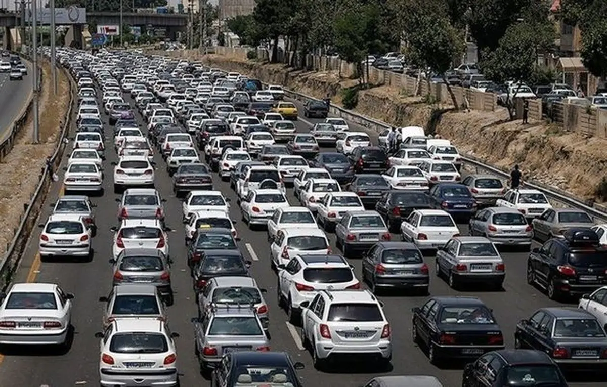 ترافیک سنگین در آزادراه های منتهی به شمال