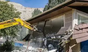 تخریب ۲۱۵ مورد ساخت و ساز غیرمجاز در فیروزکوه

