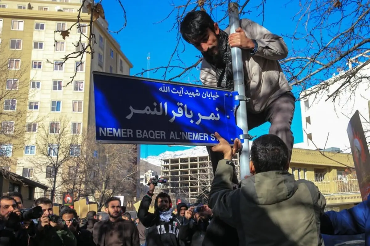 «سوپرانقلابی‌های» محترم! روزهای تلخی در پیش دارید

