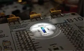 ساخت تراشه 45 نانومتری که آینده کامپیوترهای کوانتومی خواهد بود/ اولین تراشه هیبریدی با قدرت تولید نور کوانتومی