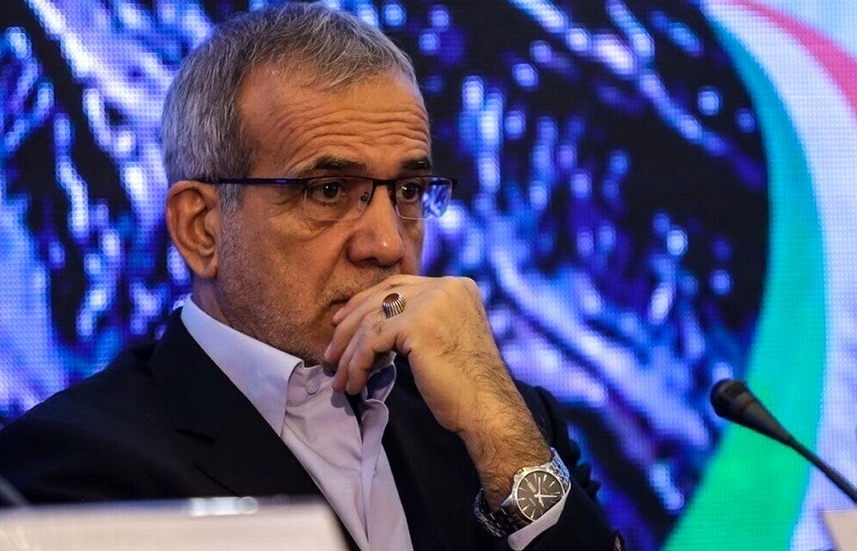 با رفتن وزیر مشکل حل نمیشود؛ مشکل جای دیگر است/ یکی از مشکلات داخلی ما این است که همه را به بازی نمیگیریم