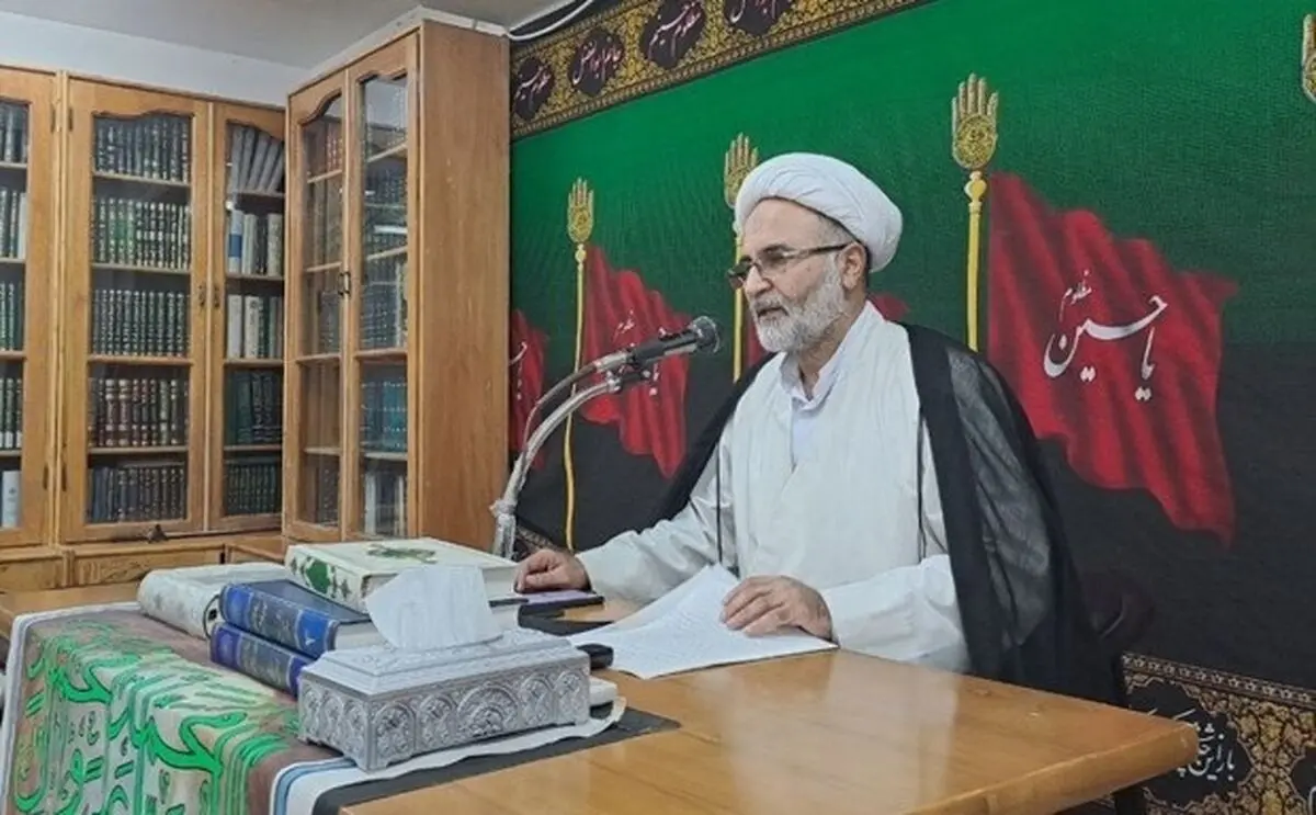 یوسفی، استاد حوزه علمیه قم:  ۳۵ درصد از جمعیت ایران زیر خط فقر هستند/ اگر روابط اقتصادی و سیاسی را بهبود ببخشید، رفاه مردم بالا می‌رود