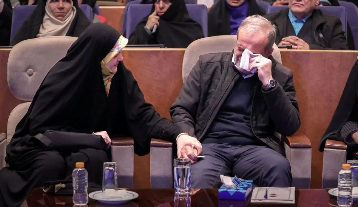 واکنش مهاجرانی به بغض و گریه پزشکیان به یاد همسر مرحومش


